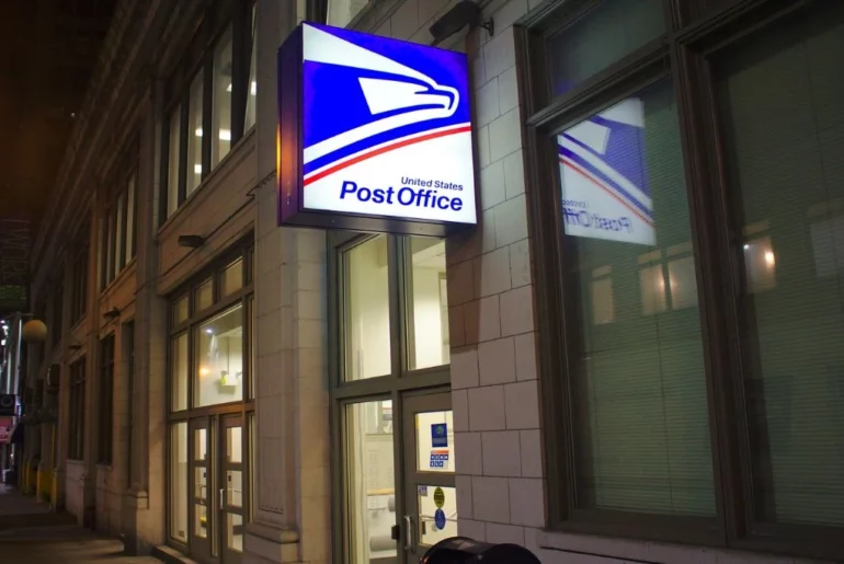 USPS office sign on budling