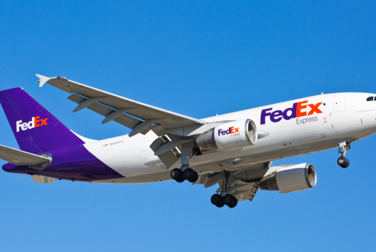 FedEx air delivery plane